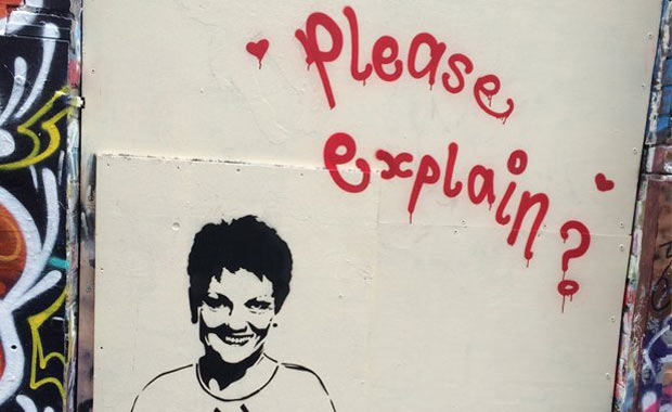 Banksy ilk defa görüntülendi Banksy ilk defa görüntülendi