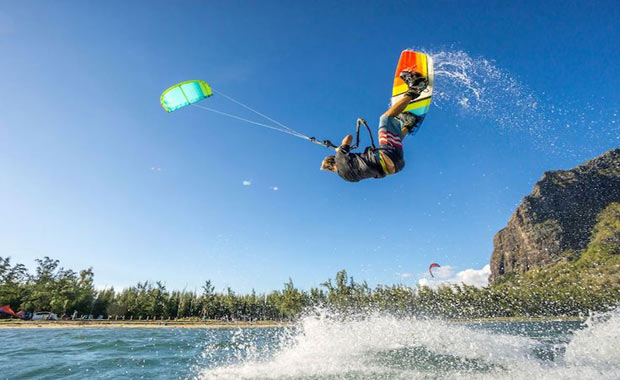 Uçurtma Sörfü / Kite Surfing 