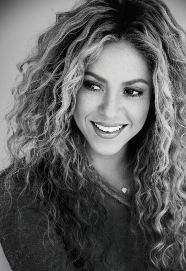 Shakira: Danslarını babaannesinden öğrenmiş
