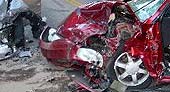 Kaza Yapan Otomobilin Bagaj�ndan Ceset ��kt�