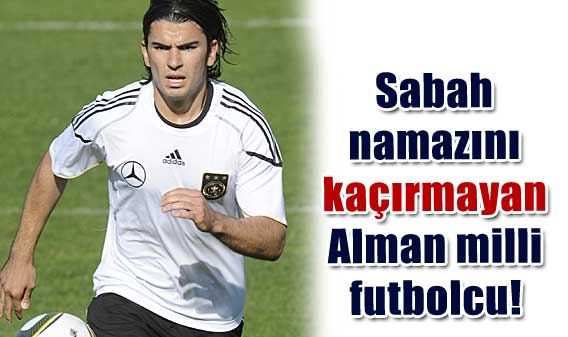 sabah-namazini-kacirmayan-alman-milli-futbolcu-718912.Jpeg