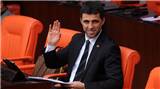 Herkese yasak Hakan Şükür'e serbest!