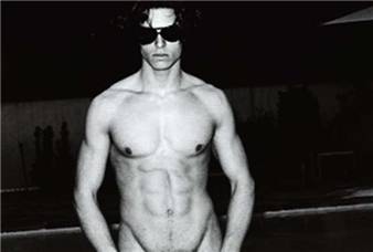 LAGERFELD’İN SON GÖZDESİ