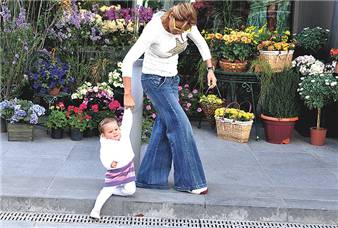 SU BEBEK’iN  MiNiK ADIMLARI