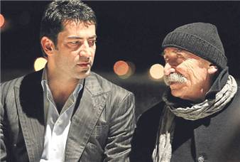 EZEL’DE SÜRPRiZ