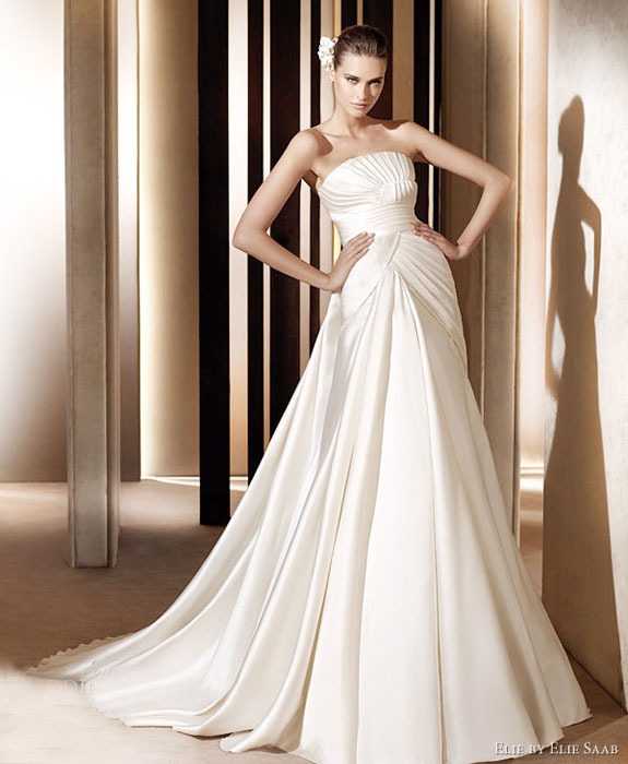 Elie by Elie Saab 2011 gelinlik modelleri 8
