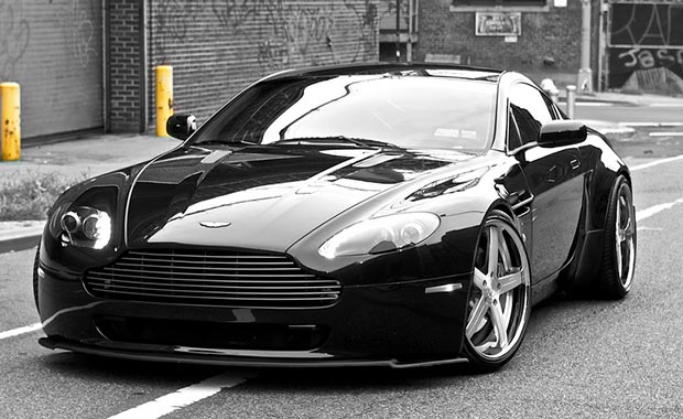 aston-martin-den-siradisi-v8-vantage--5964896.Jpeg