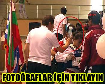 tekvando-hocasi-kiz-ogrenciye-once-vurdu-sonra-pet-sise-atti-661771.Jpeg