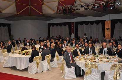 rektor-karsilamayinca-komutan-kapidan-dondu-518078.Jpeg