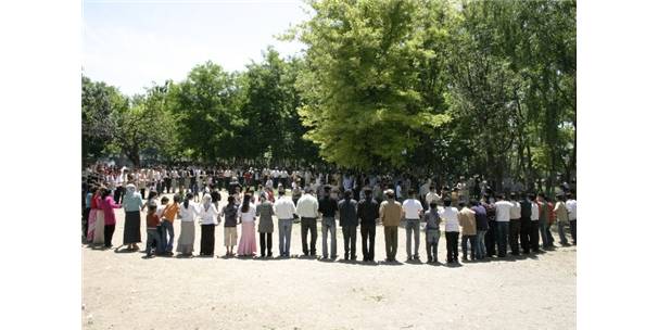 SİLVAN'DA GULAN BAYRAMI ETKİNLİKLERİ BAÅLADI