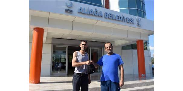 Temizlik İşçisi Para Dolu Çantayı Sahibine Ulaştırdı