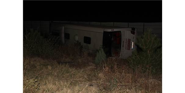 Afyonkarahisar Bus accident: 2 dead, 30 wounded