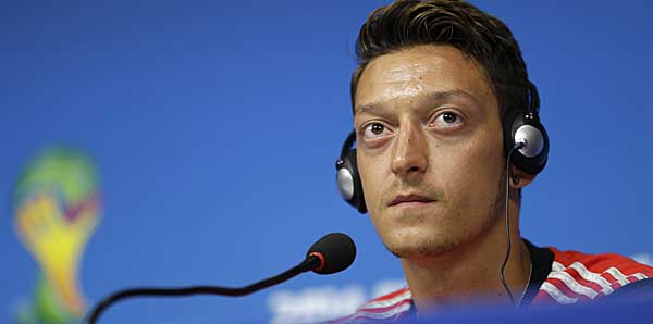 mesut-ozil-oruc-tutmayacagim-4513761.Jpeg