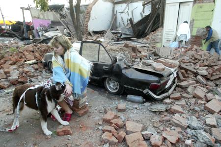 sili-de-8-8-lik-deprem-okyanus-ta-tsunami-olustu-532108.Jpeg