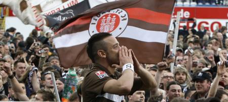 [Resim: st-pauli-bundesliga-ya-geri-donuyor--634733.Jpeg]
