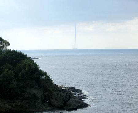 Alanya'da korkutan hortum