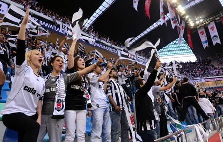 Beşiktaş: 6 - İstanbul Büyükşehir Belediyespor: 5