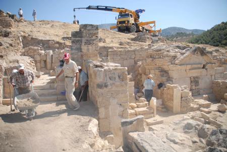 İtalyan profesör: Hierapolis'te HZ. İsa'ın havarisinin mezarını bulduk