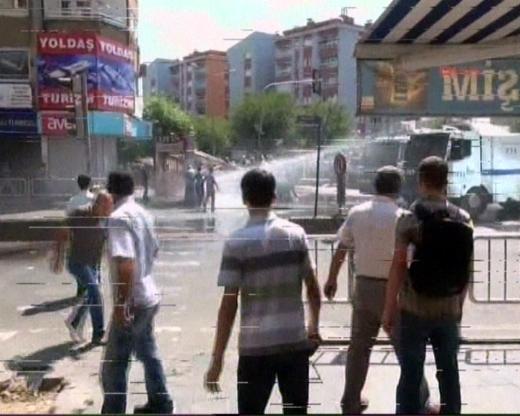 Diyarbakır'da olaylar çıktı