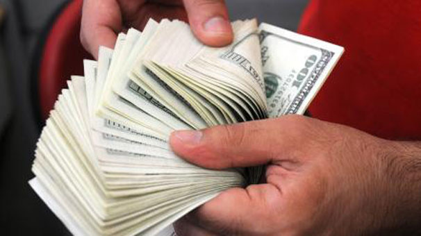 Dolar 1.80 TL�yi a�t�