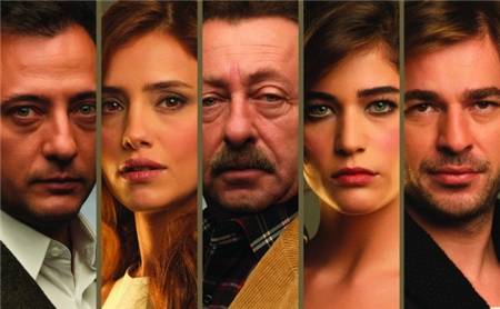 En yakınınızın başka bir hayatı olabilir mi?