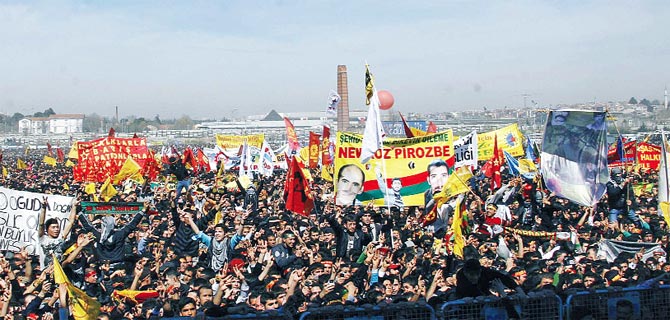 KAZLIÇEŞME RENGÂRENKTİ
