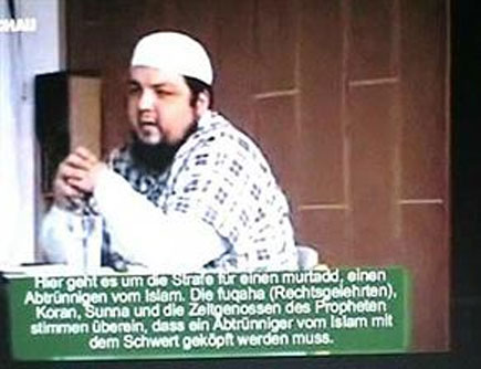 turk-imamin-videosu-polisi-harekete-gecirdi-572371.Jpeg