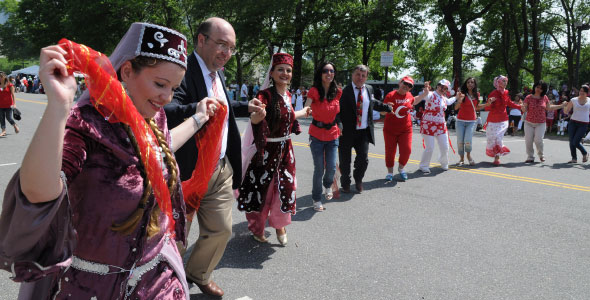 ABD’de yılın ilk Türk günü yürüyüşü Philadelphia’da düzenlendi