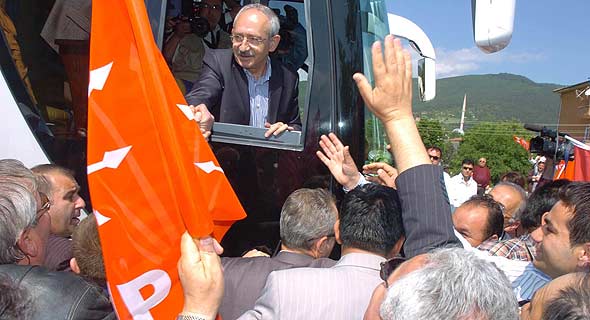 Kılıçdaroğlundan hükümete yemekle mesaj
