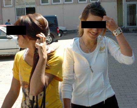 kizlarin-facebook-kavgasi-kanli-bitti-670019.Jpeg