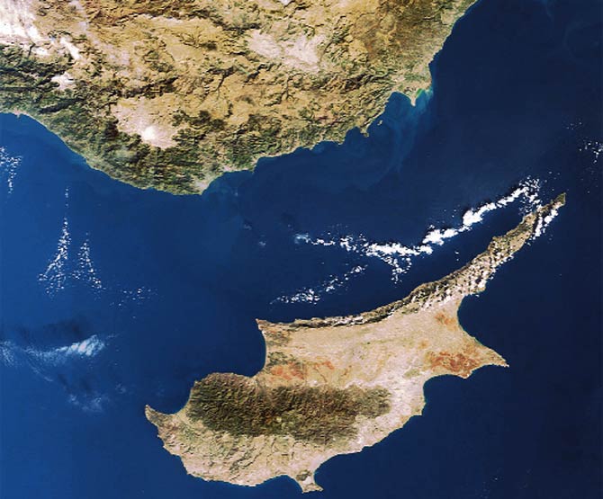 [Resim: israil-in-isgal-filosu-pazar-gunu-kibris-ta-685698.Jpeg]