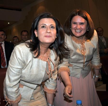 Bakan ile Vekilin piştisi