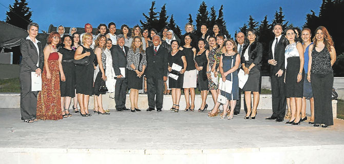 Özyeğin derse girdi