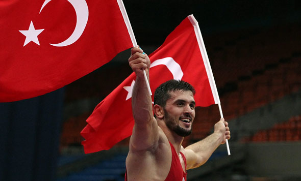 Sel�uk �ebi, Ermeni rakibini yenerek alt�n madanya kazand�