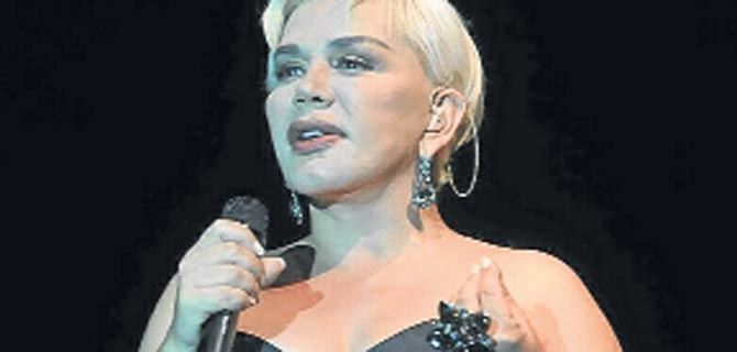 sezen aksu