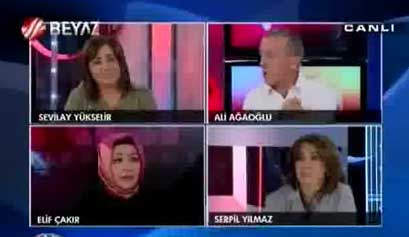 Canlı yayında 4 kadın Ağaoğlunu çıldırttı