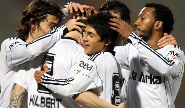 Be�ikta�:3 Gaziantepspor:0 Ma� �zeti ve Golleri �zle - 6 Nisan 2011