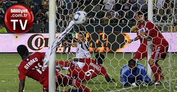 http://i.milliyet.com.tr/YeniAnaResim/2011/07/11/kornerden-gol-atti-1473907.Jpeg