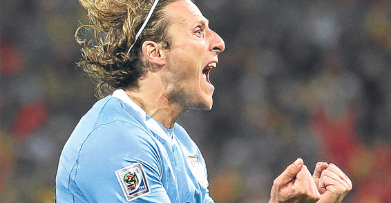 FORLAN’A 25 MİLYON €