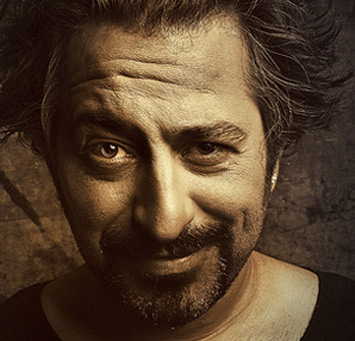 cem-yilmaz-italyanlari-da-guldurdu--1645620.Jpeg