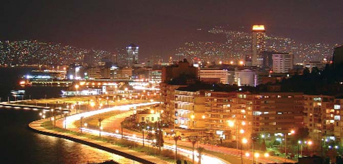 izmir-dunya-dorduncusu-1933728.Jpeg