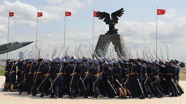 Hava Harp Okulu'nda yeni b�l�m
