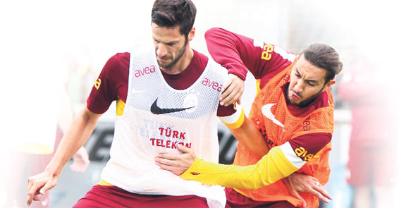 aslan-a-cifte-rakip-2423695.Jpeg