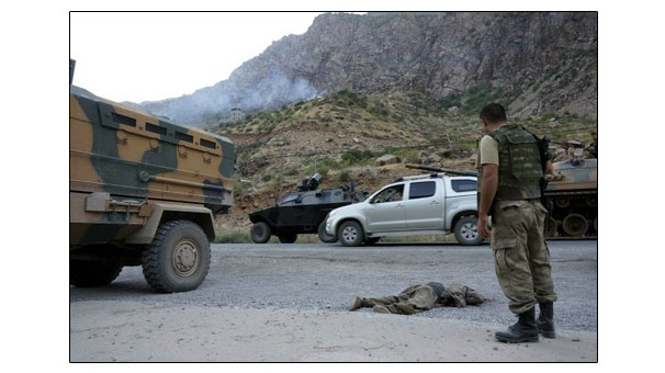 Hakkari'de 8 şehit