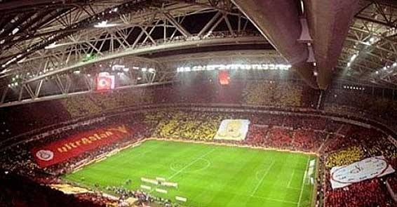 G.Saray kendi biletini basacak