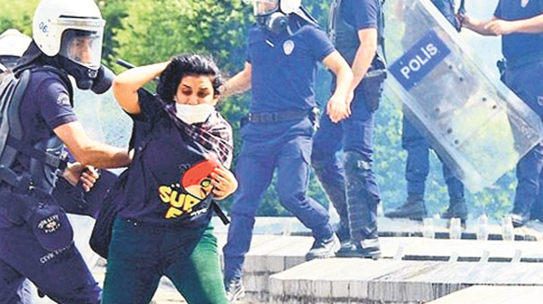 Gözaltındaki tacizleri Türk medyası görmedi