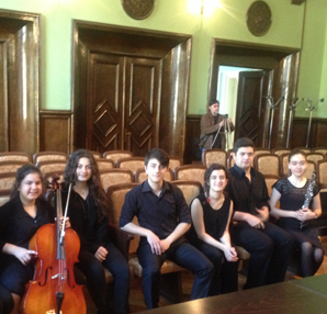 Genç müzisyenler Bulgaristan’dan ödüllerle döndü