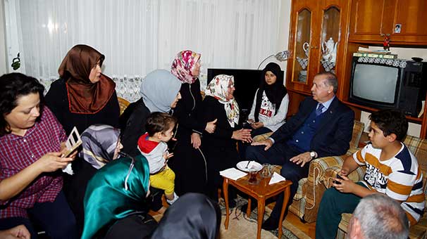 Cumhurbaşkanı Erdoğan�dan sürpriz ev ziyareti Haberler