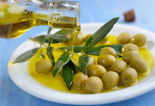 Evde yeşil zeytin nasıl yapılır? Evde zeytin nasıl yapılır? Yeşil