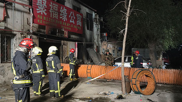 Çin in başkenti Pekin'de yangın 19 ölü